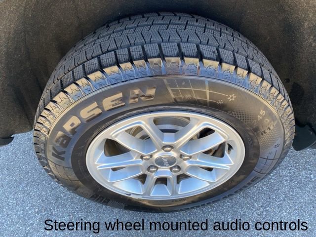 Used 2019 Jeep Grand Cherokee Laredo w/ Security & Convenience Group AWD/4WD image 36