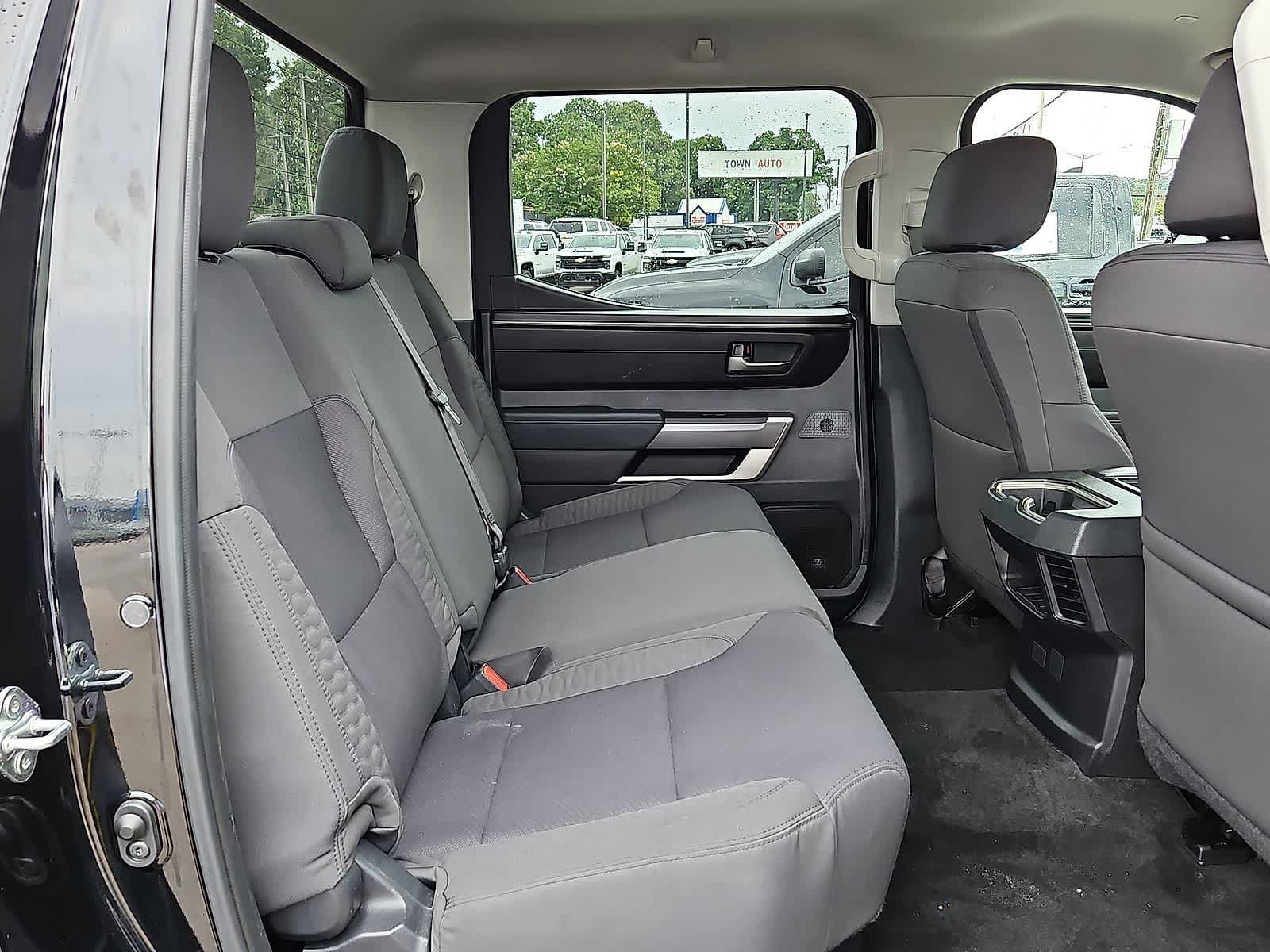 Used 2022 Toyota Tundra SR5 AWD/4WD image 31
