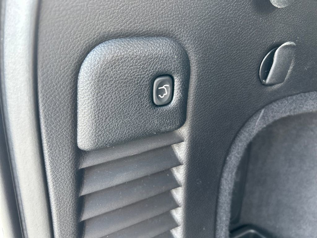 Used 2015 Jeep Grand Cherokee Limited image 19