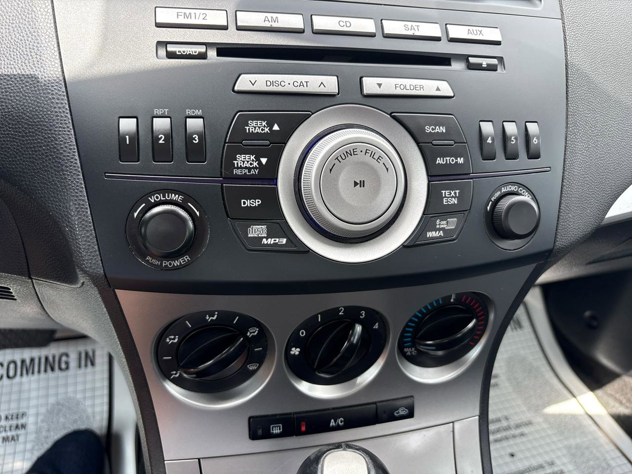Used 2011 MAZDA MAZDA3 s Sport FWD image 28