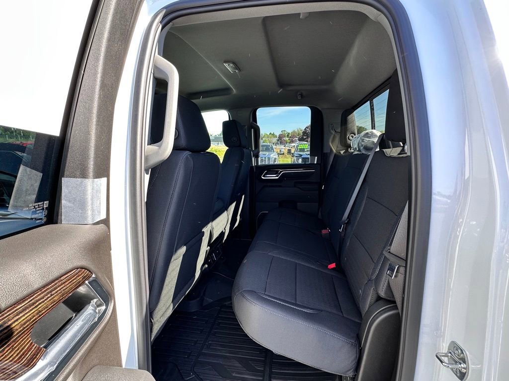 New 2026 GMC Sierra 2500 SLE w/ SLE Value Package; AWD/4WD image 18