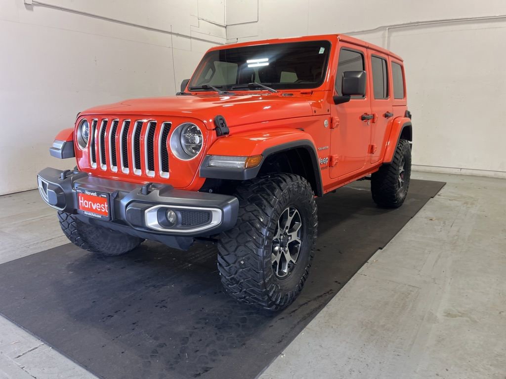 Used 2019 Jeep Wrangler Unlimited Sahara w/ Dual Top Group AWD/4WD image 3