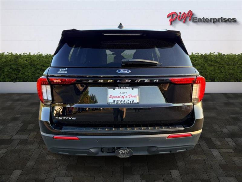 Used 2025 Ford Explorer Active image 13