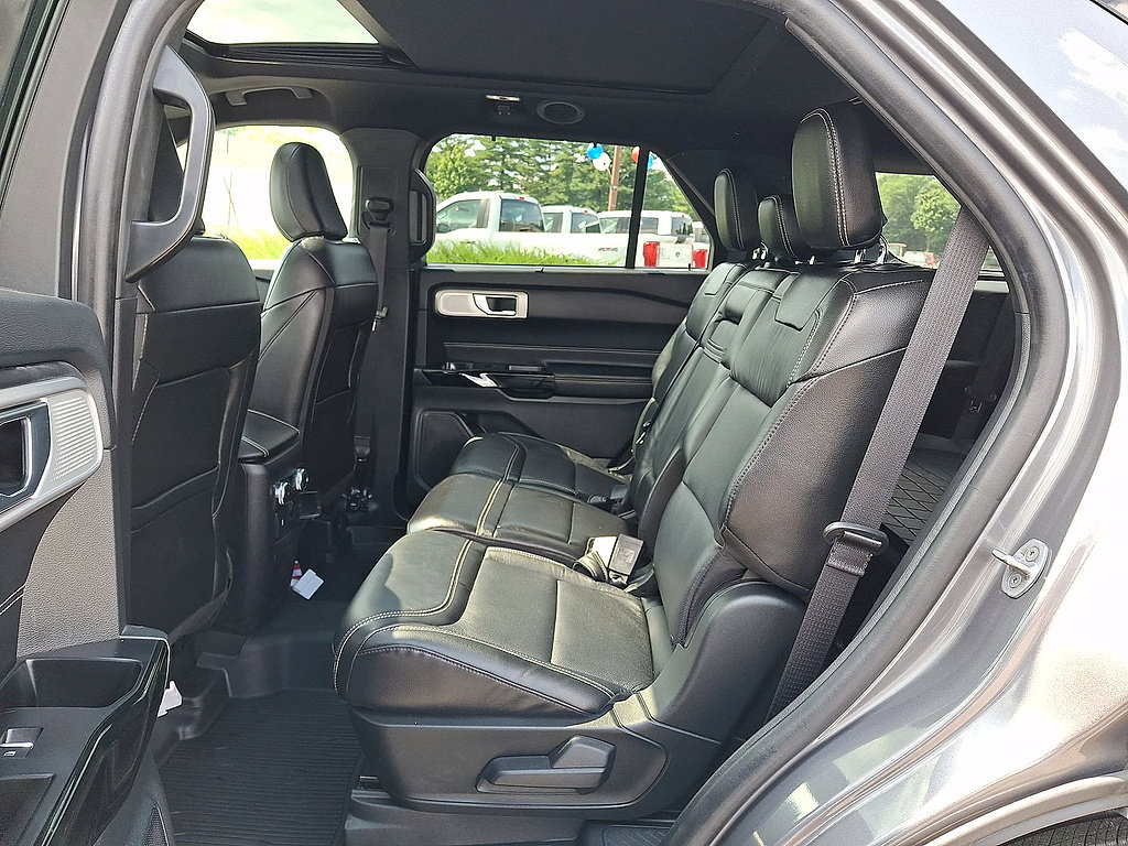 Certified 2022 Ford Explorer ST w/ Equipment Group 401A AWD/4WD image 26