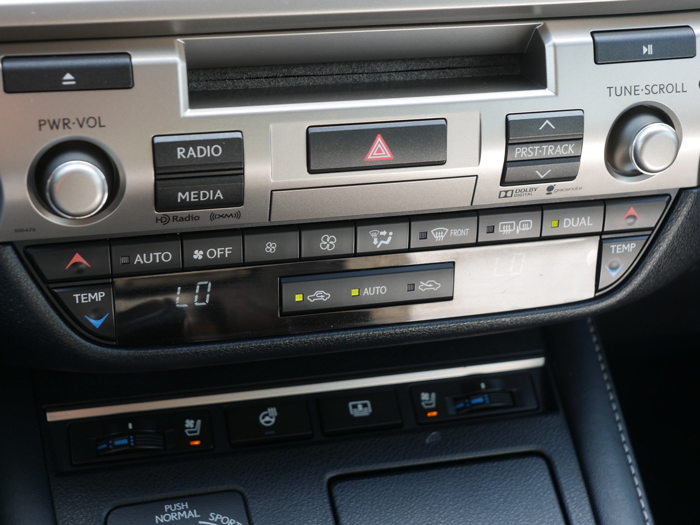 Used 2016 Lexus ES 350 w/ Luxury Package w/Wood Trim FWD image 23