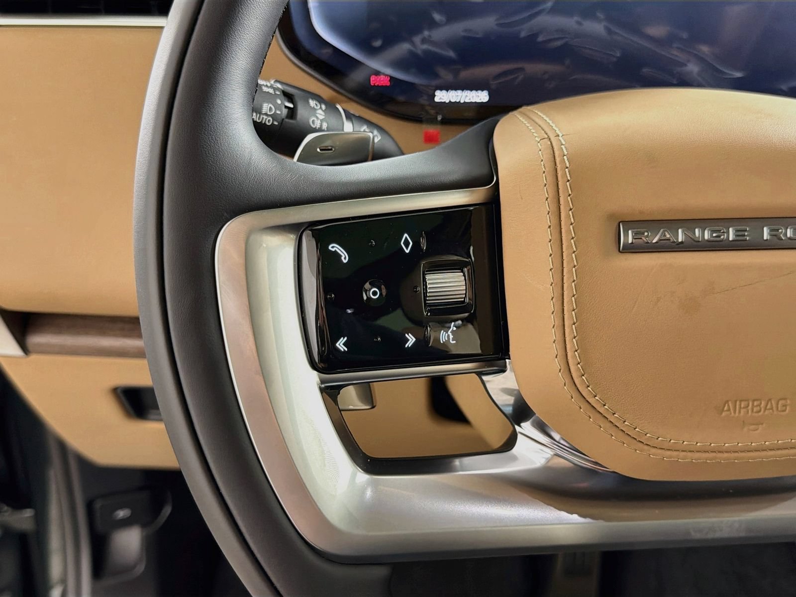 New 2026 Land Rover Range Rover SE AWD/4WD image 12