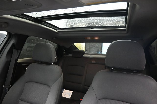 Used 2019 Chevrolet Malibu LT w/ Driver Confidence Package II FWD image 15