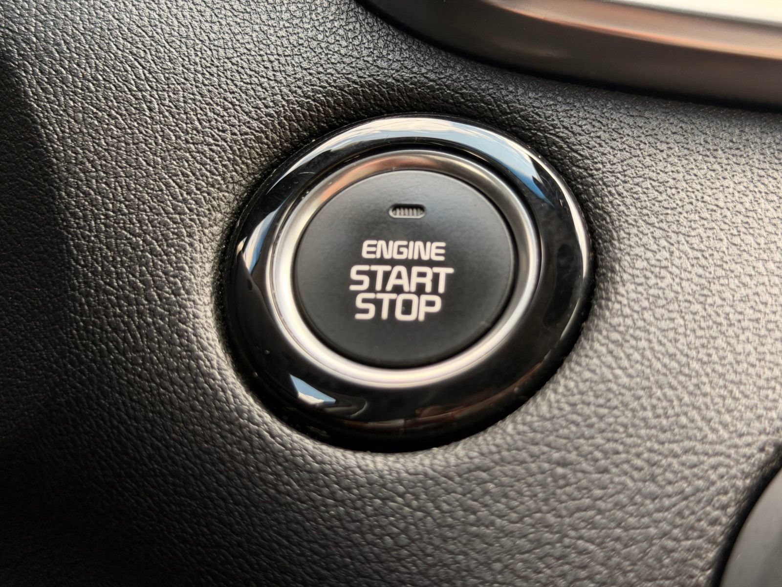 Used 2019 Kia Sorento SX w/ SX Touring Package FWD image 25