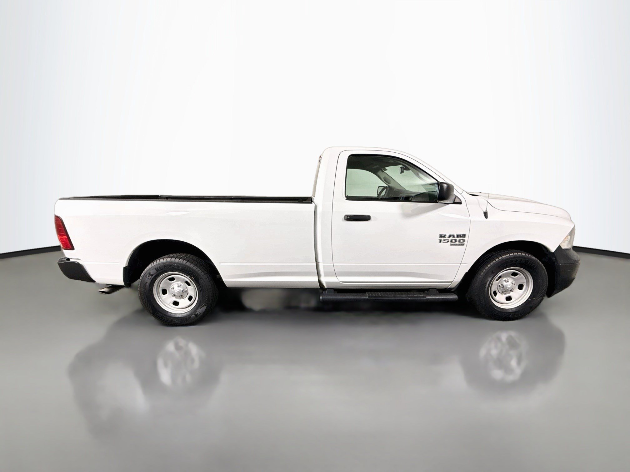 Used 2019 RAM 1500 Tradesman RWD image 11