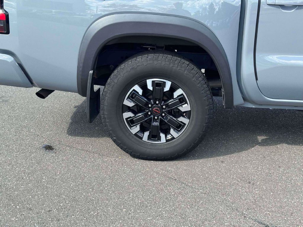 Used 2023 Nissan Frontier PRO-4X w/ Pro Convenience Package AWD/4WD image 10