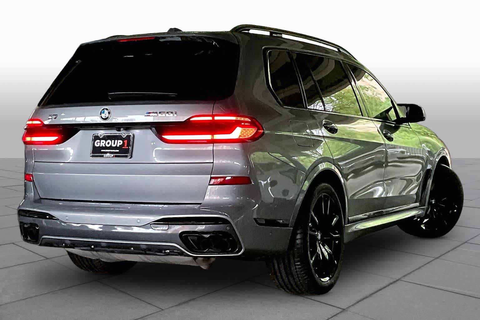 Used 2025 BMW X7 M60i AWD/4WD image 12