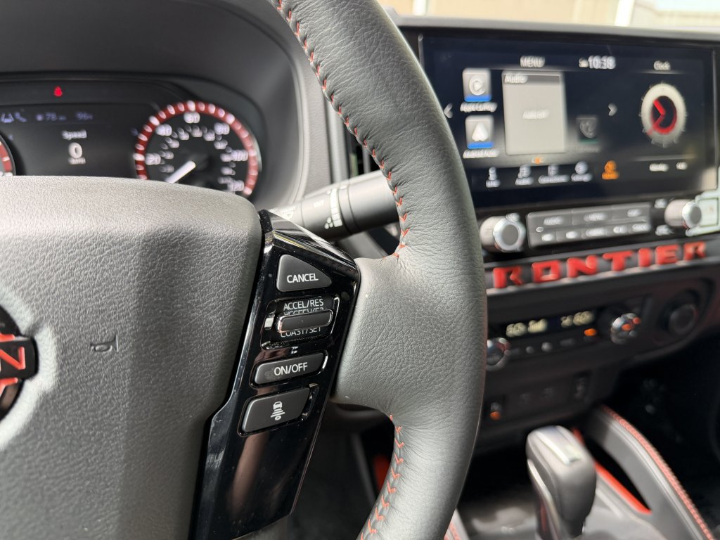 Used 2025 Nissan Frontier PRO-4X w/ Pro Convenience Package AWD/4WD image 29