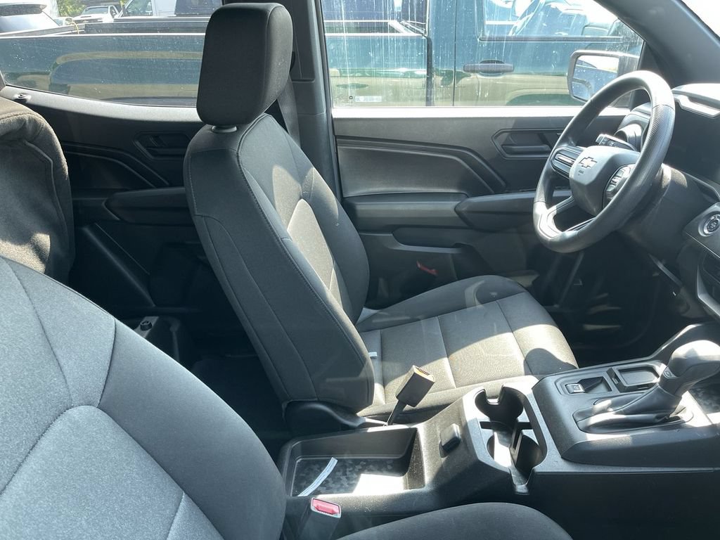 Used 2023 Chevrolet Colorado W/T RWD image 10