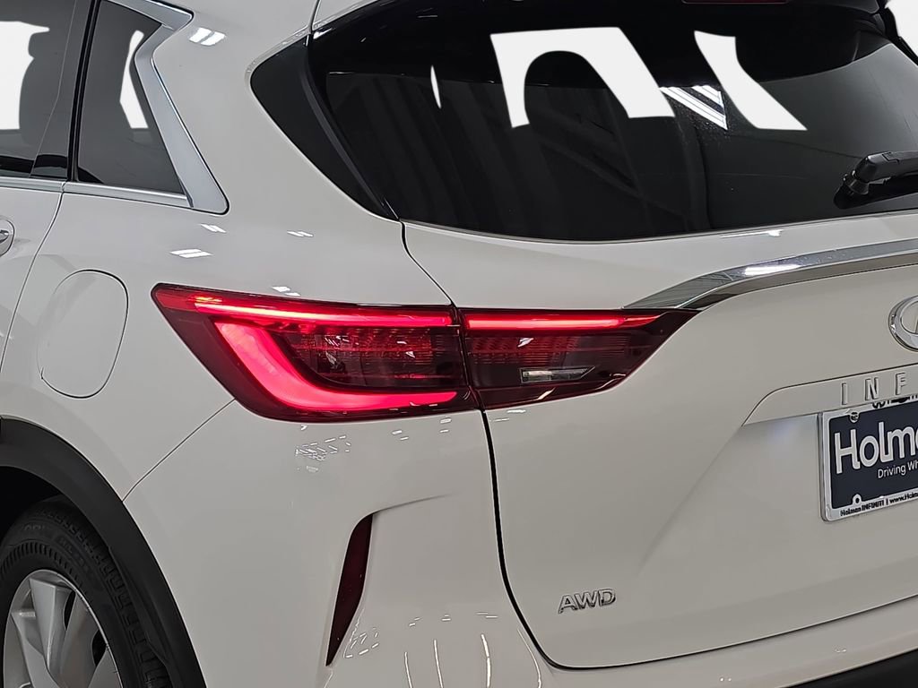 Used 2020 INFINITI QX50 Luxe w/ Cargo Package AWD/4WD image 34