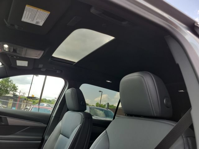 New 2026 Buick Enclave Preferred w/ Power Package AWD/4WD image 31