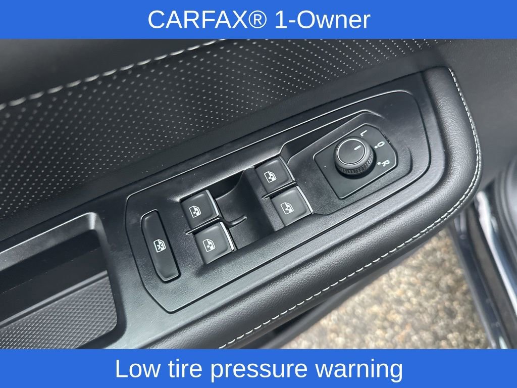 Used 2025 Volkswagen Atlas Cross Sport SEL R-Line image 16