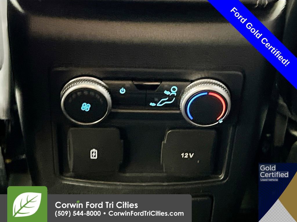 Used 2022 Ford Explorer XLT w/ Equipment Group 202A image 30
