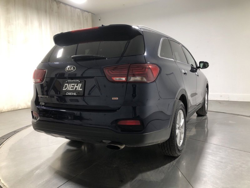Used 2019 Kia Sorento LX w/ LX Convenience Package image 7