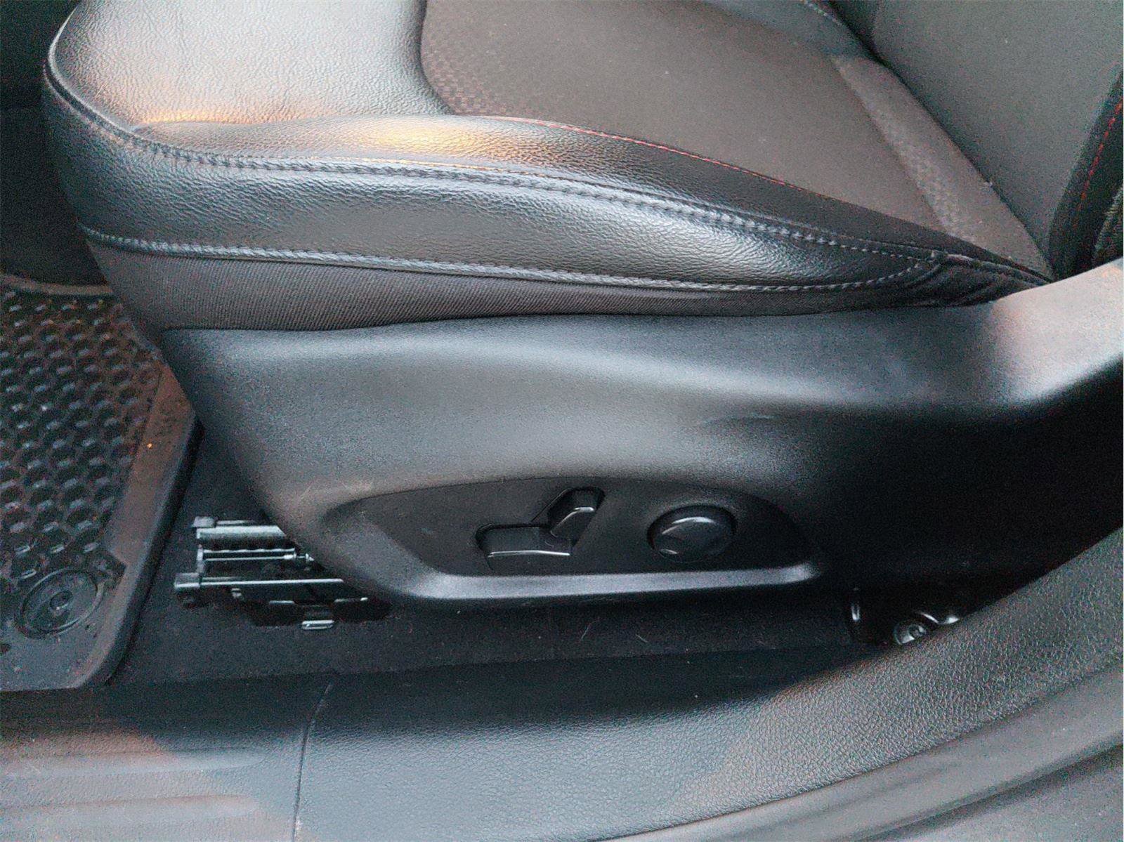 Used 2024 Jeep Compass Trailhawk w/ Trailhawk Convenience Group image 27