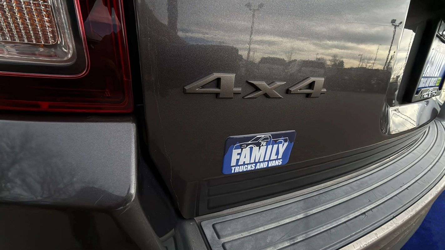 Used 2016 Jeep Compass 75th Anniversary w/ Power Value Group image 19