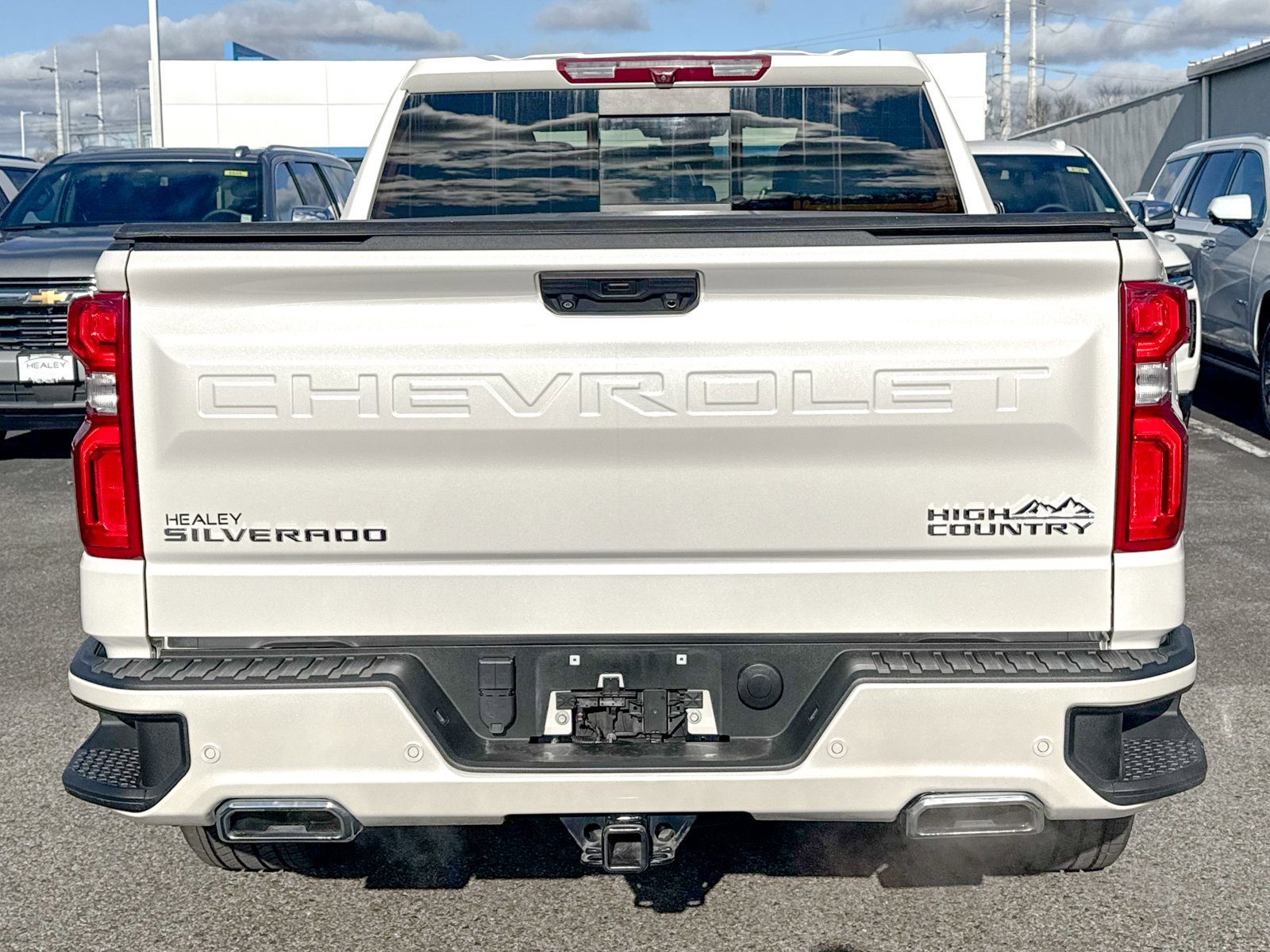 Certified 2022 Chevrolet Silverado 1500 High Country w/ High Country Premium Package image 6
