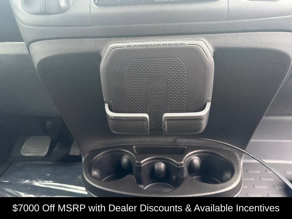New 2026 RAM ProMaster 3500 w/ Premium Convenience Group FWD image 18