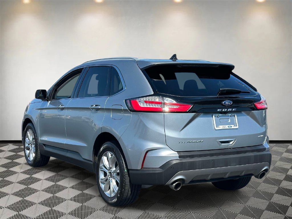 Certified 2023 Ford Edge Titanium AWD/4WD image 5
