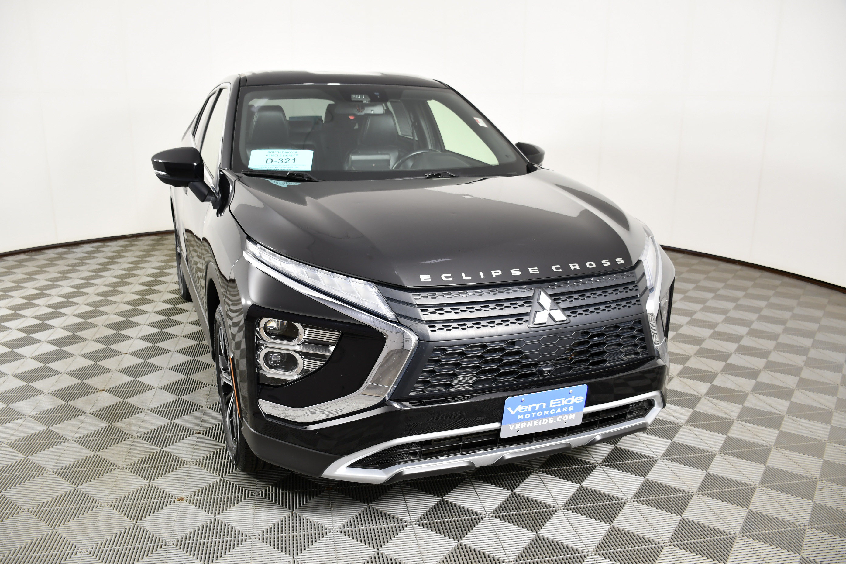 Used 2022 Mitsubishi Eclipse Cross SEL AWD/4WD image 3