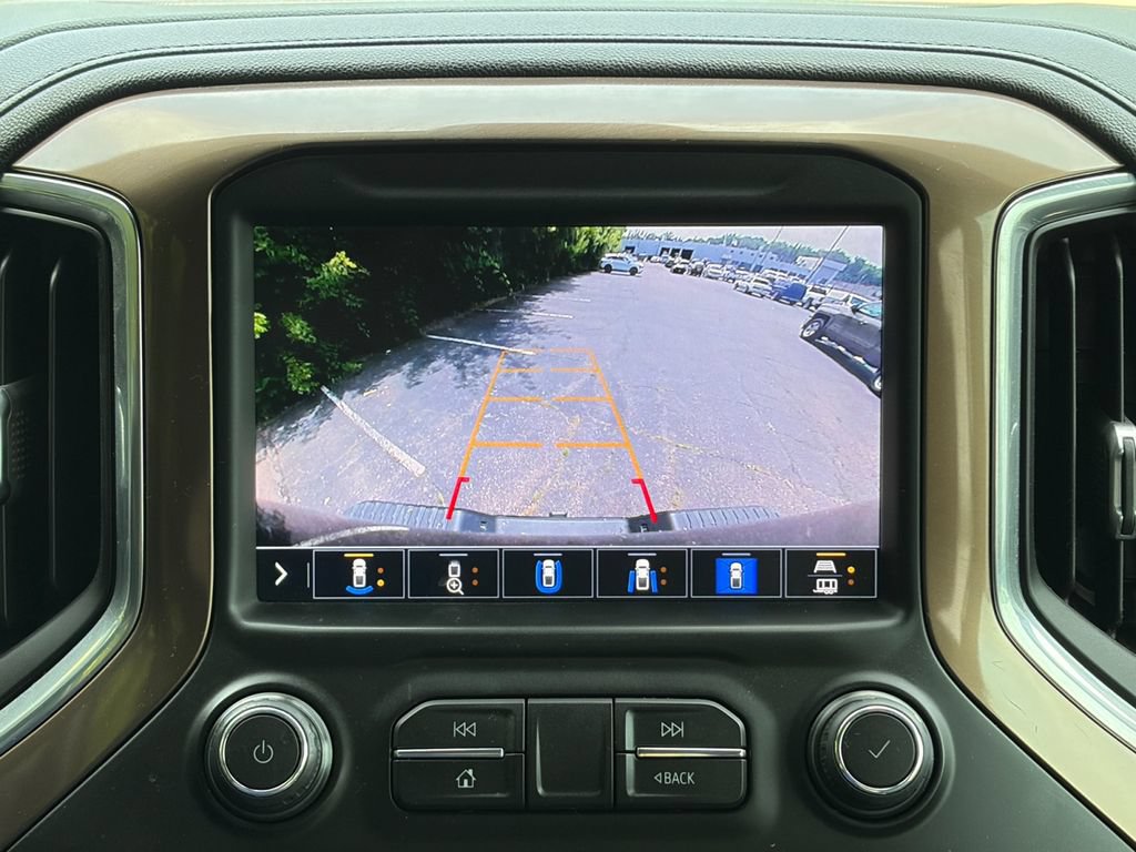 Used 2020 Chevrolet Silverado 2500 High Country w/ Z71 Off-Road Package AWD/4WD image 16
