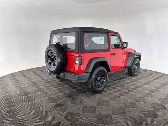 Used 2022 Jeep Wrangler Sport image 5