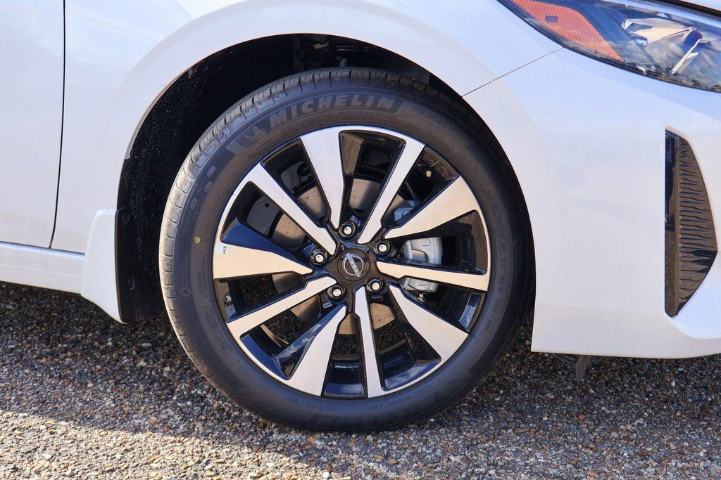 New 2025 Nissan Sentra SV image 17