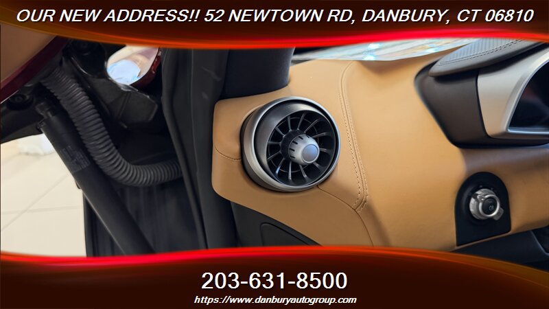 Used 2012 McLaren MP4-12C Coupe RWD image 31