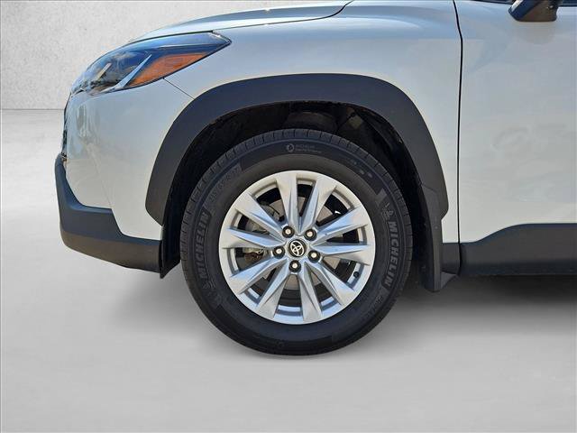 Used 2024 Toyota Corolla Cross LE FWD image 24