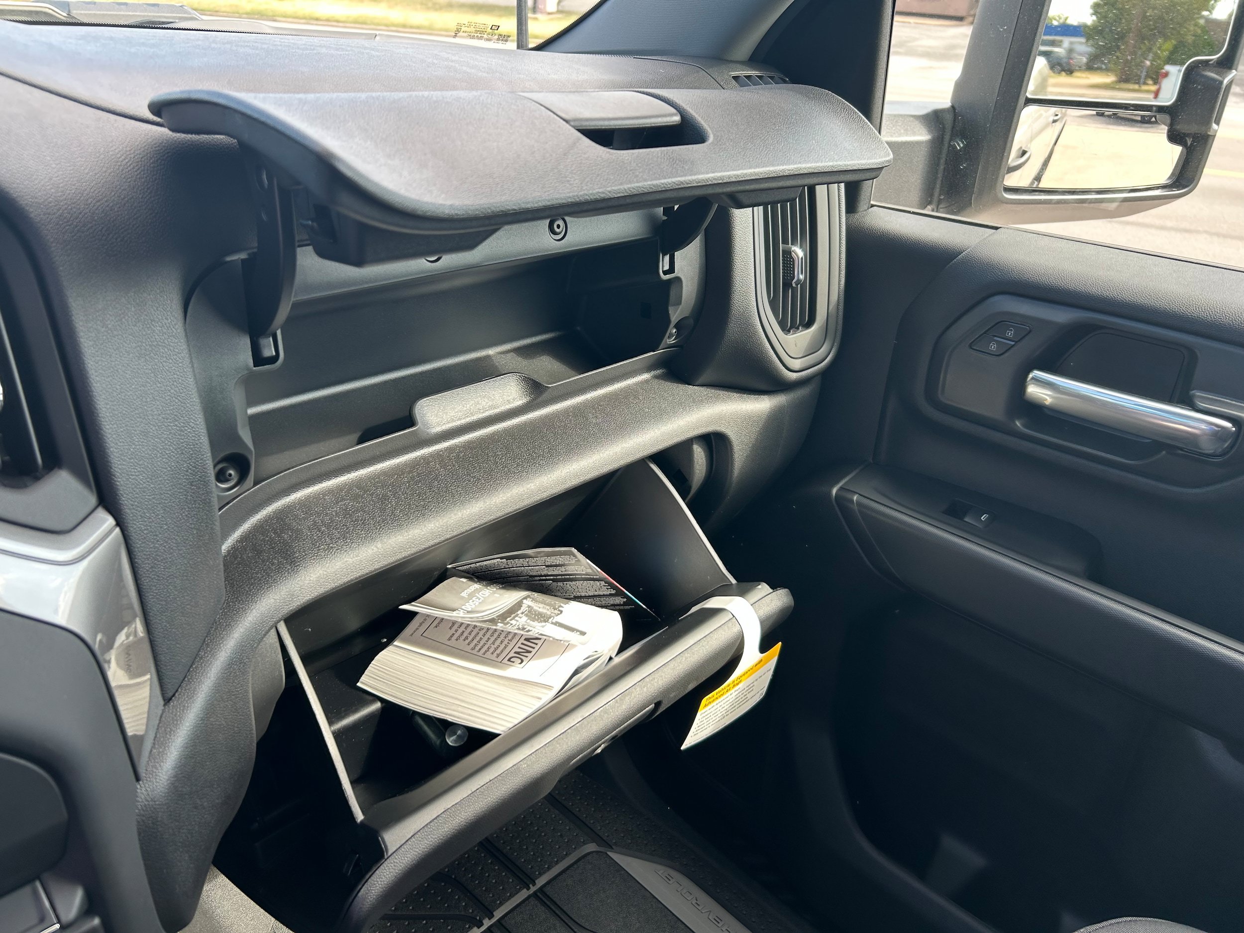 New 2026 Chevrolet Silverado 2500 Custom w/ Custom Value Package AWD/4WD image 29