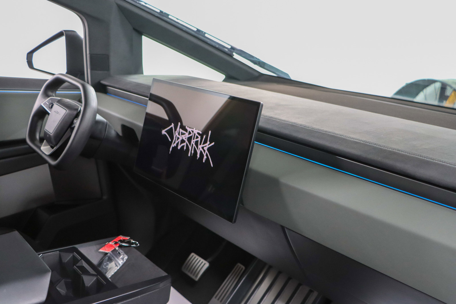 Used 2024 Tesla Cybertruck Cyberbeast AWD/4WD image 23
