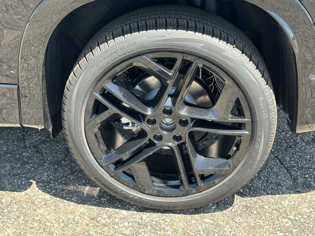 New 2026 Volkswagen Tiguan SE R-Line AWD/4WD image 9
