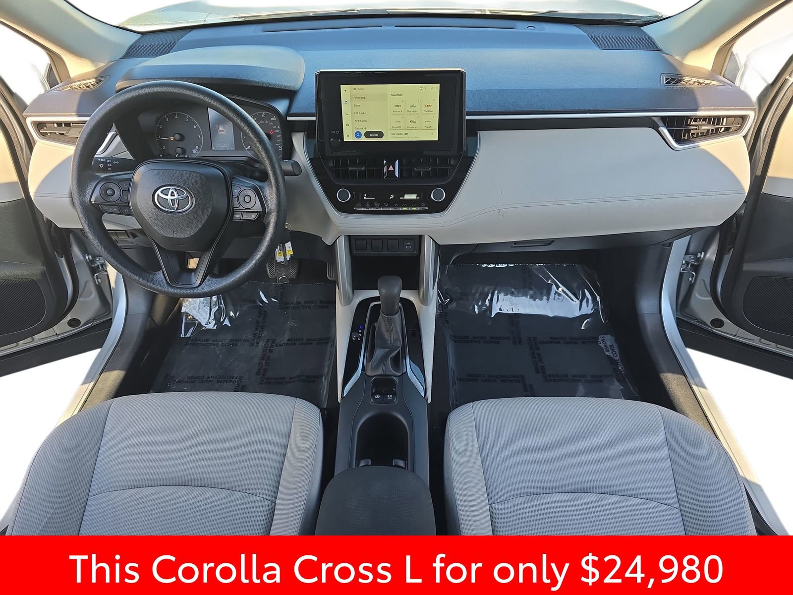 Used 2024 Toyota Corolla Cross L image 15