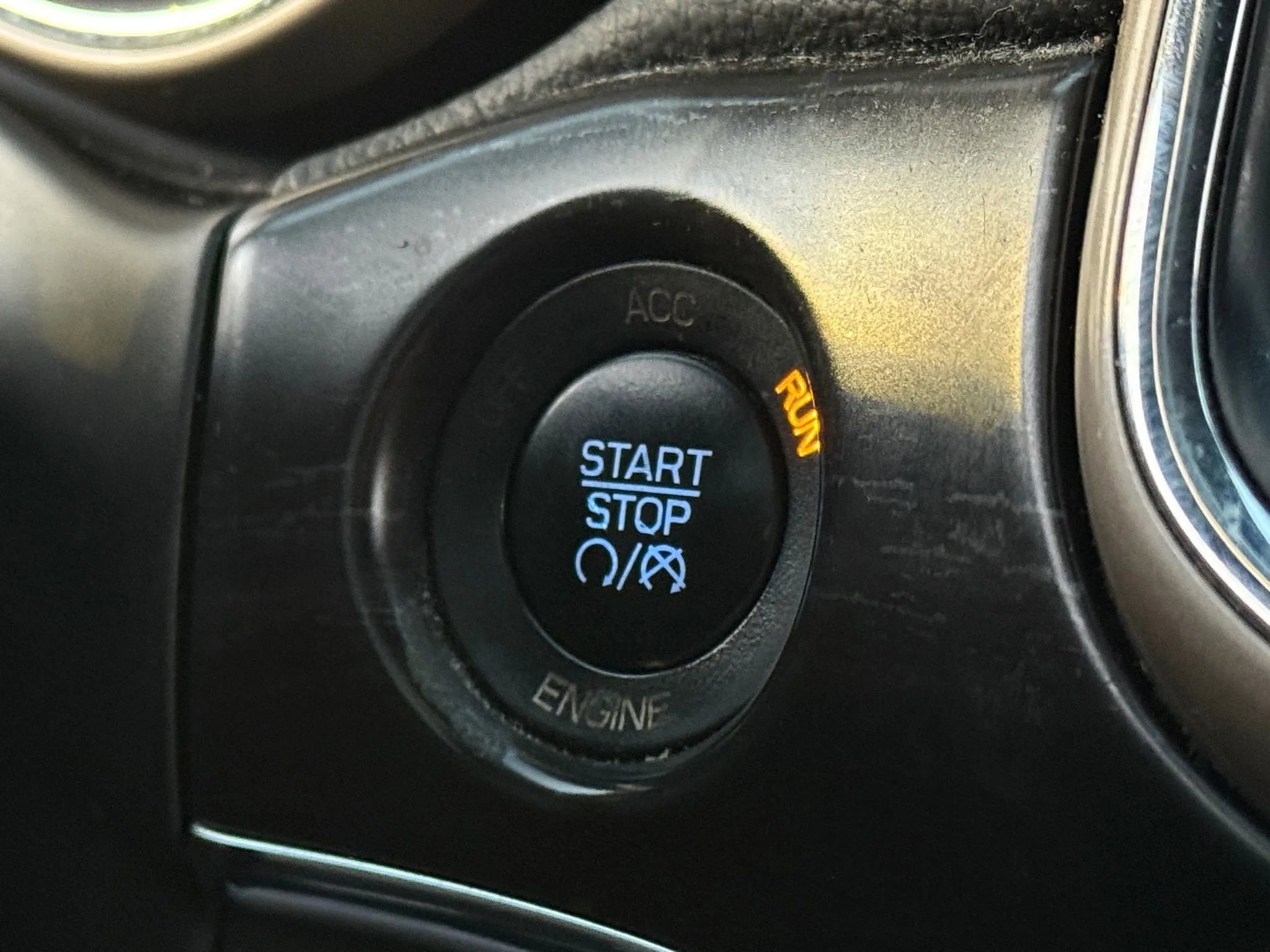 Used 2015 Jeep Grand Cherokee Limited image 25