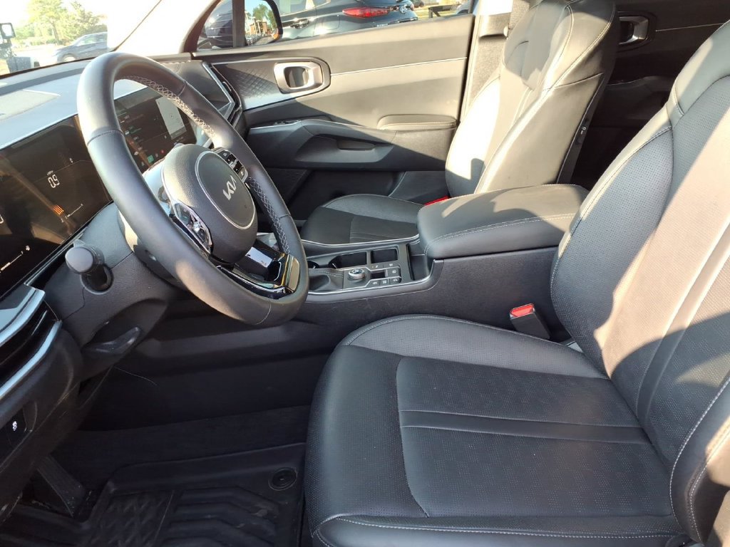 Used 2025 Kia Sorento S w/ Panoramic Sunroof Package FWD image 10