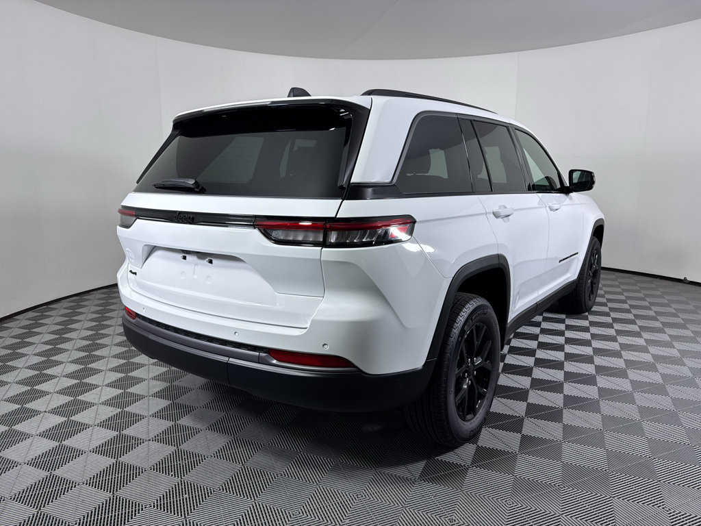 New 2026 Jeep Grand Cherokee Altitude AWD/4WD image 21