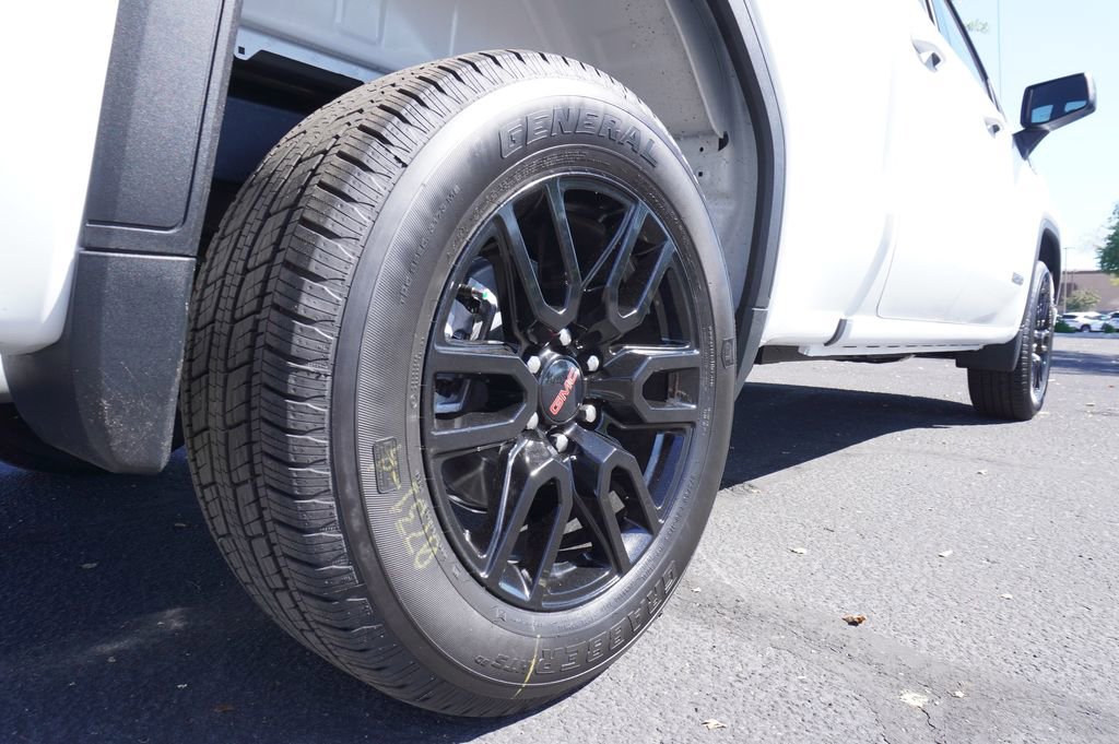 New 2026 GMC Sierra 1500 Elevation image 6