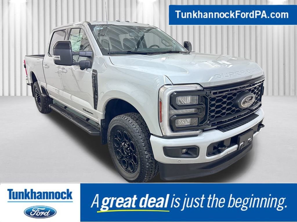 New 2025 Ford F350 Lariat w/ Lariat Ultimate Package