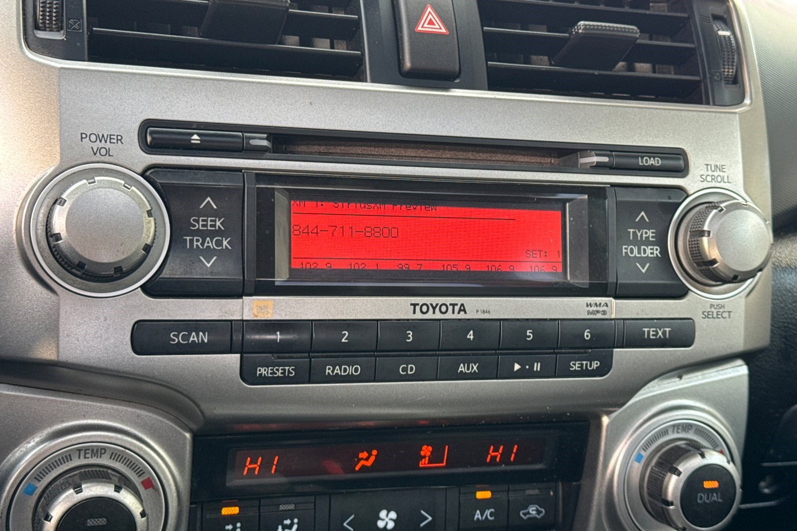 Used 2010 Toyota 4Runner Limited image 17