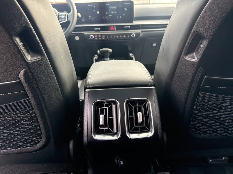 Used 2025 Kia Sorento S w/ Panoramic Sunroof Package image 21