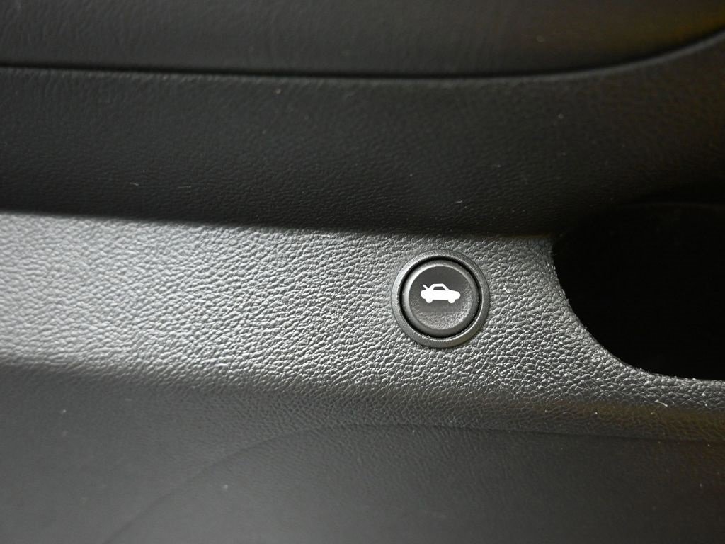 Used 2015 Chevrolet Camaro LT w/ RS Package image 11