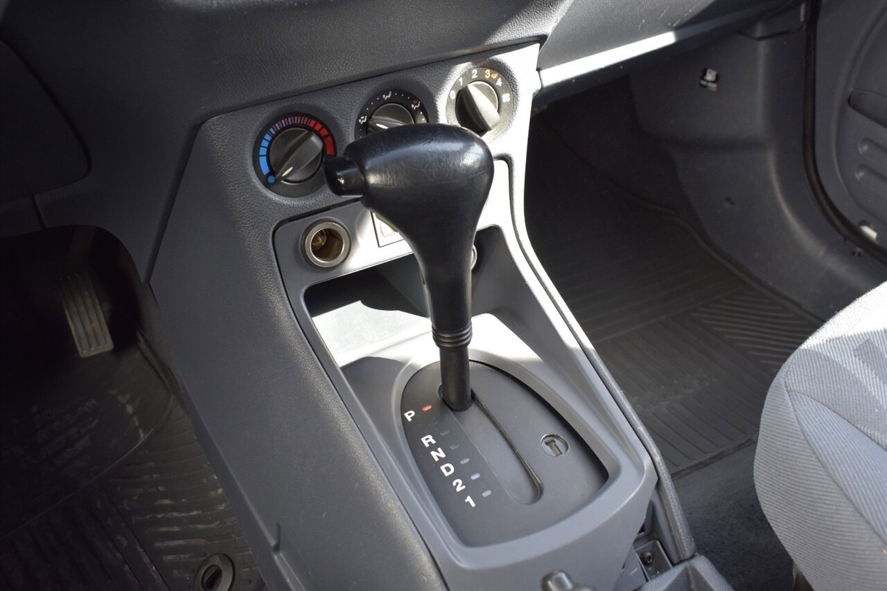 Used 2011 Ford Transit Connect XL FWD image 18