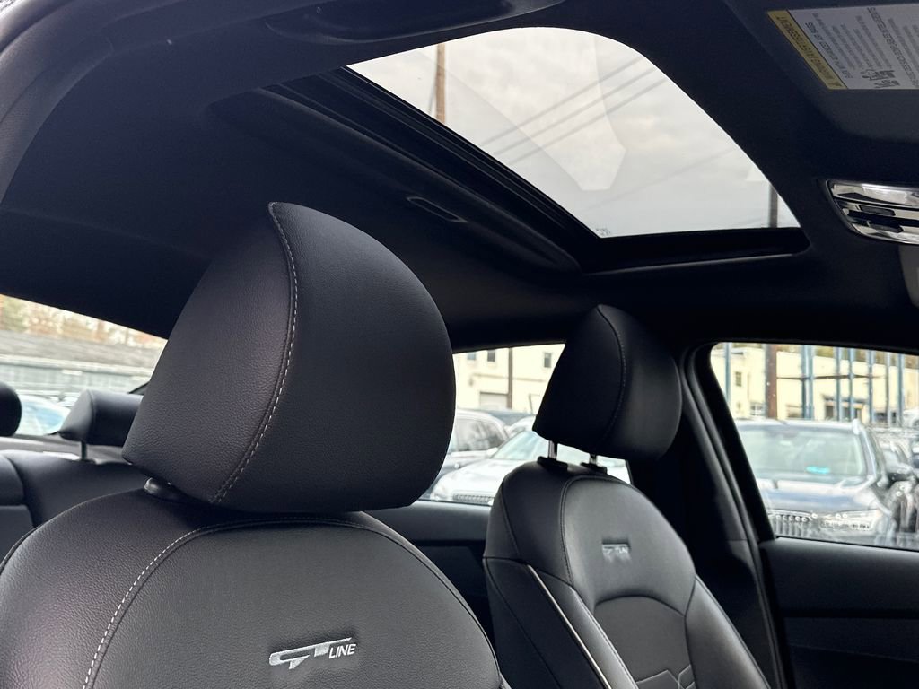 Certified 2023 Kia Forte GT-Line w/ GT-Line Premium Package image 12