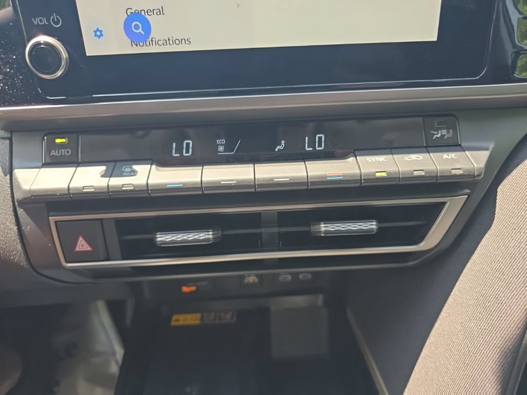Used 2026 Toyota Camry LE FWD image 30