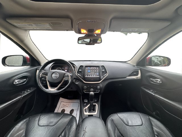 Used 2014 Jeep Cherokee Limited w/ Luxury Group AWD/4WD image 13