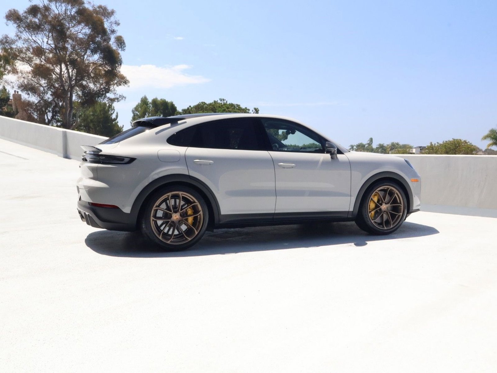 New 2026 Porsche Cayenne Turbo GT AWD/4WD image 8